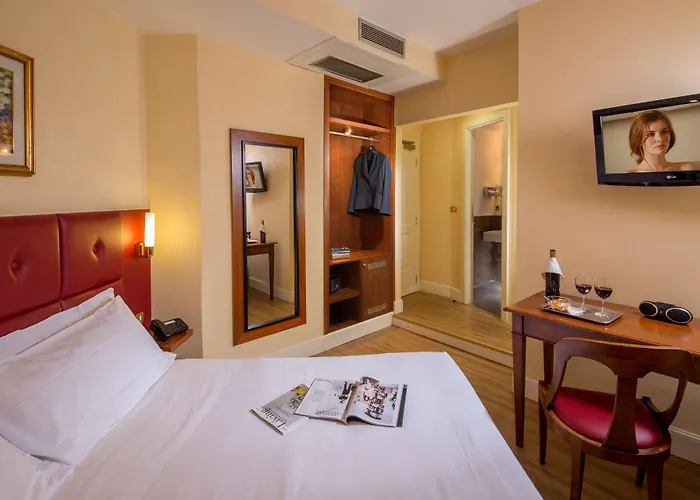 Western Astrid Otel 3*