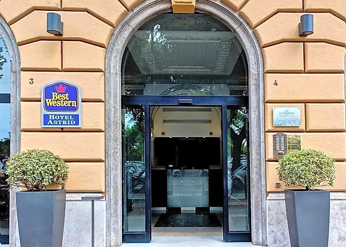 Western Astrid Roma