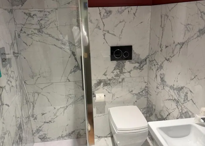 Otel Western Astrid 3*