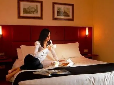 Otel Western Astrid 3*